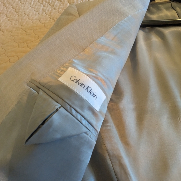 Calvin Klein 46R 36x30 grey suit - Picture 7 of 8